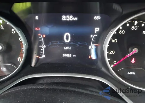 2018 Jeep Compass Altitude 4X4 z USA, uszkodzony, nr VIN 3C4NJDBB9JT456446